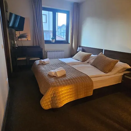 Zax B7 In Terra Complex