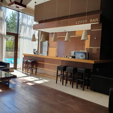 Zax B7 In Terra Complex *