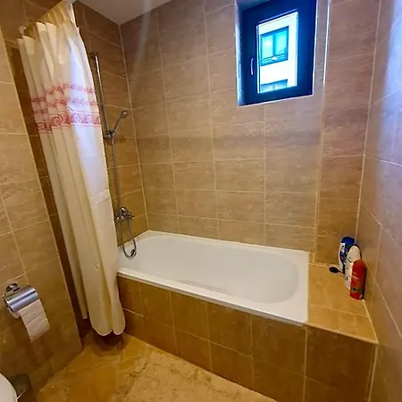 Resort Zax B7 In Terra Complex *