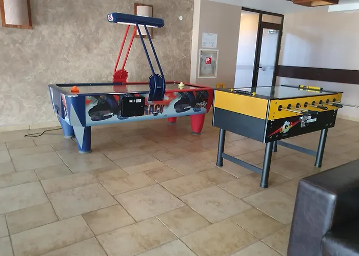 Zax B7 In Terra Complex *